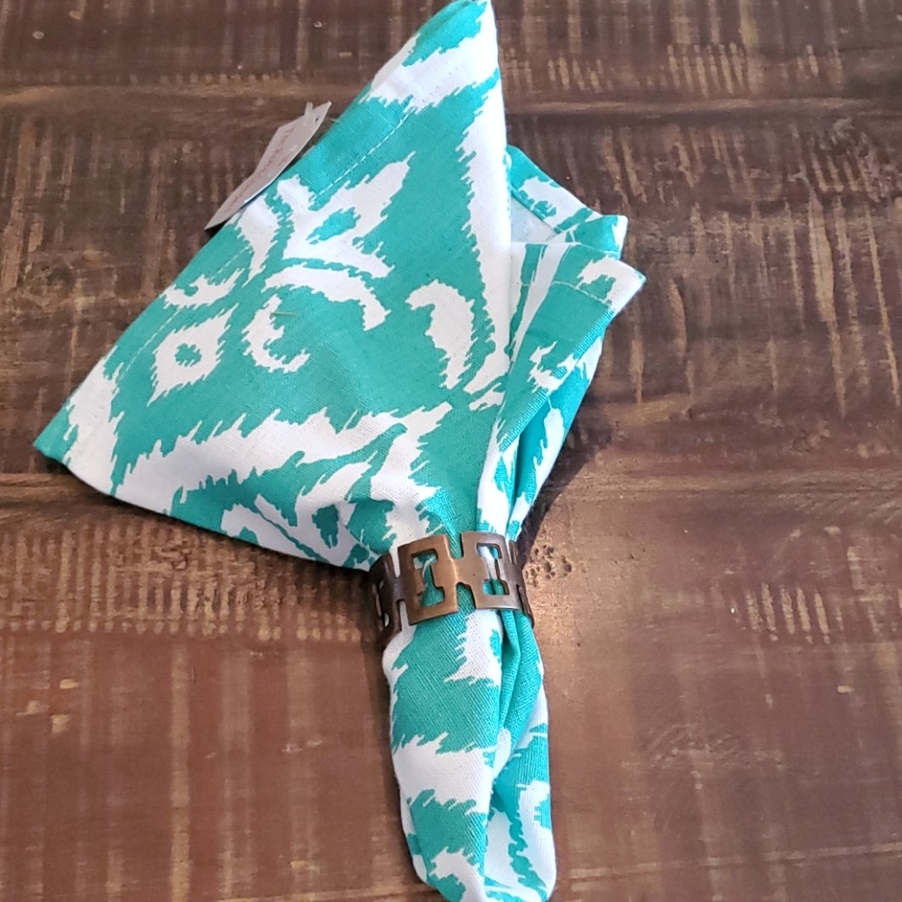 Set of 4 cloth napkins